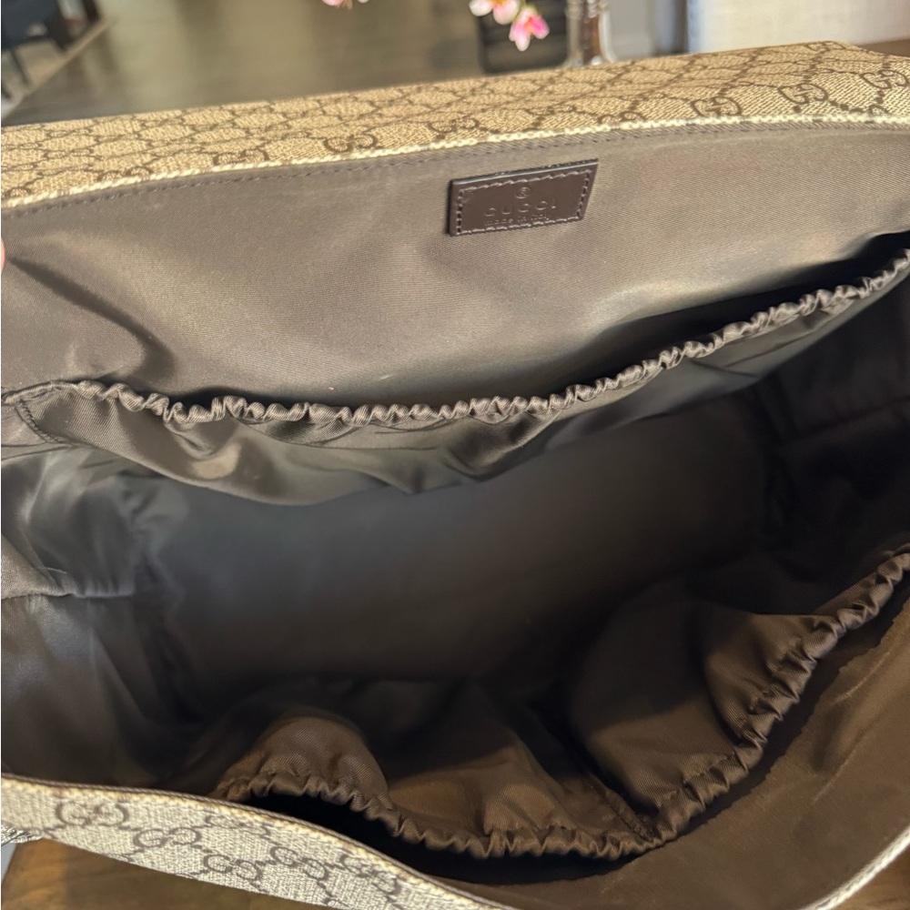 Gucci Monogram Messenger Bag/Diaper Bag - Picture 4 of 8